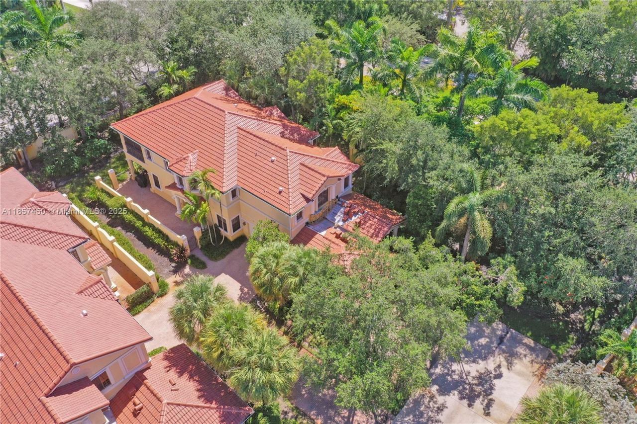 1577 Passion Vine Cir, Unit 9-2, Weston, FL 33326 Photo