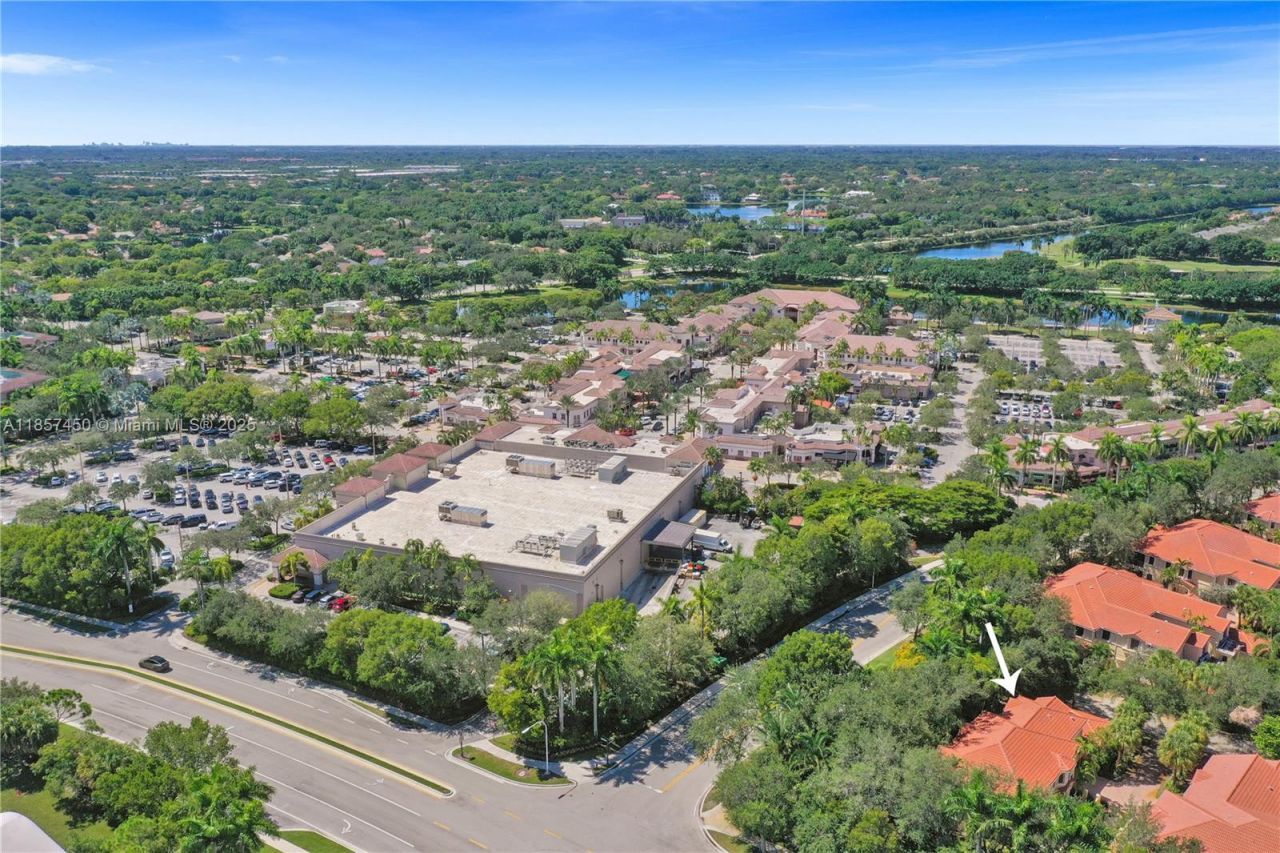 1577 Passion Vine Cir, Unit 9-2, Weston, FL 33326 Photo