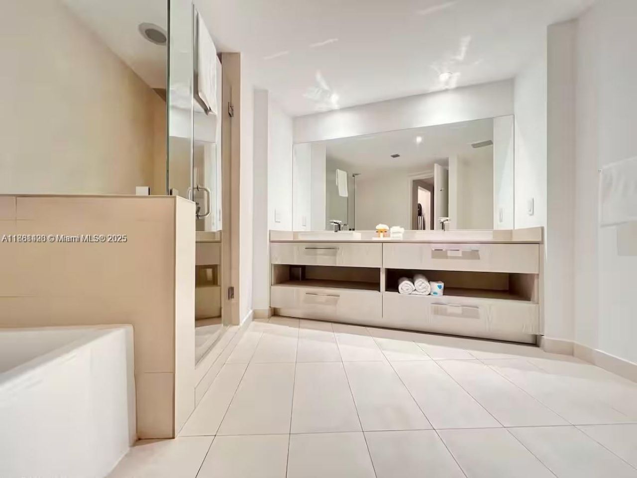 4111 S Ocean Dr, Unit 1801, Hollywood, FL 33019 Photo