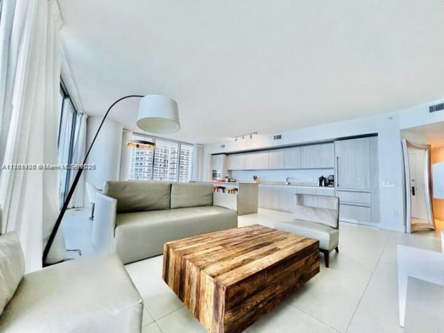 4111 S Ocean Dr, Unit 1801, Hollywood, FL 33019 Photo