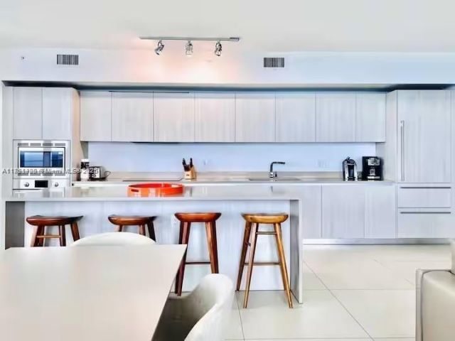 4111 S Ocean Dr, Unit 1801, Hollywood, FL 33019 Photo