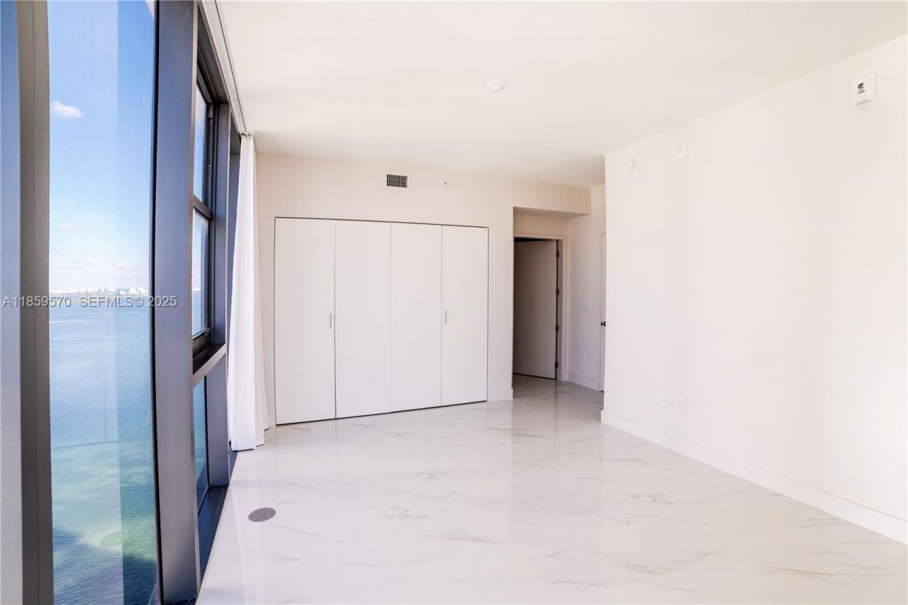 700 NE 24th Street, Unit 2501, Miami, FL 33137 Photo