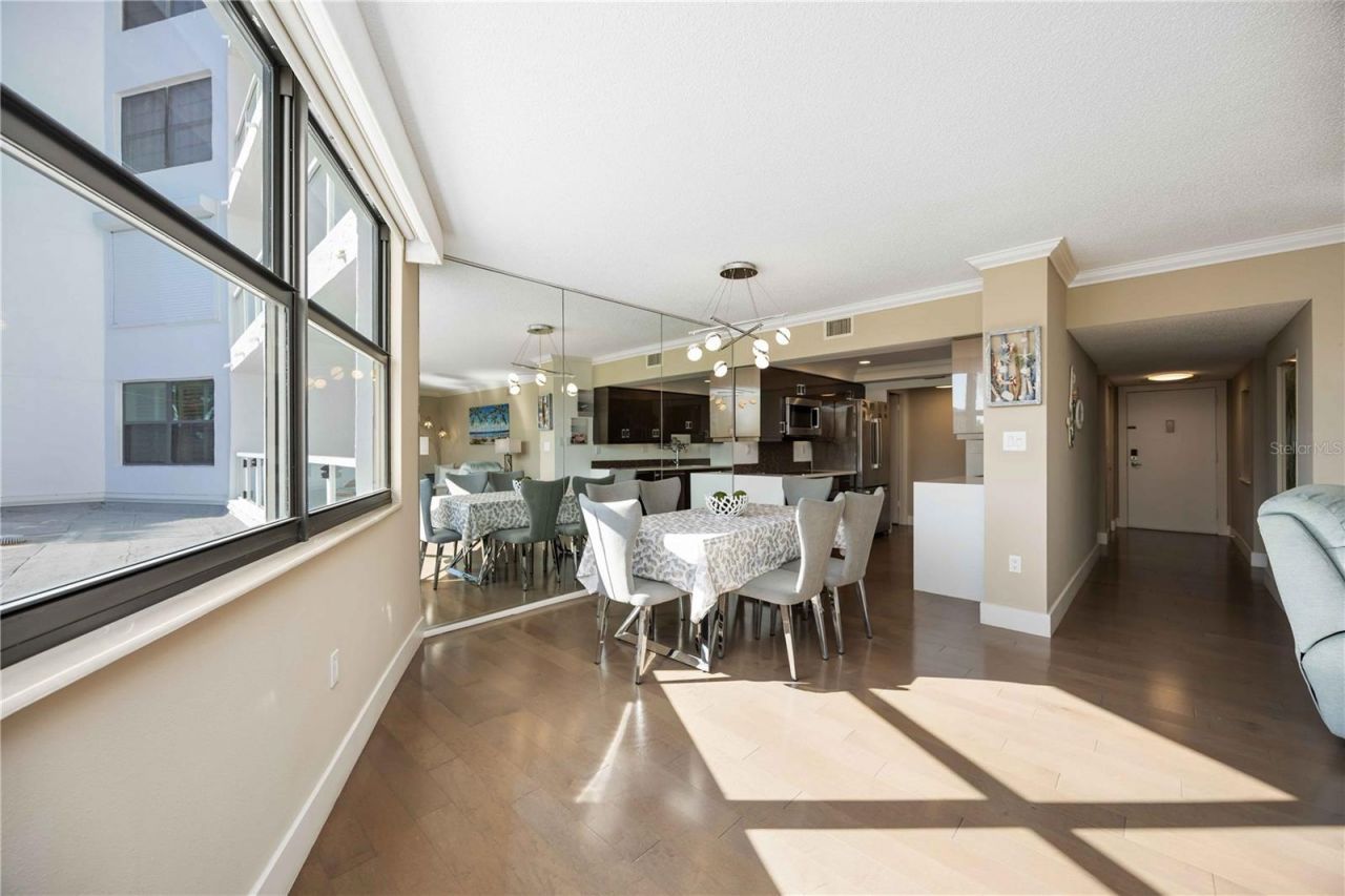 1050 Longboat Club Road, Unit 204, Longboat Key, FL 34228 Photo