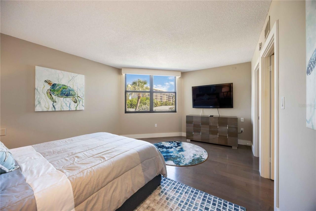 1050 Longboat Club Road, Unit 204, Longboat Key, FL 34228 Photo