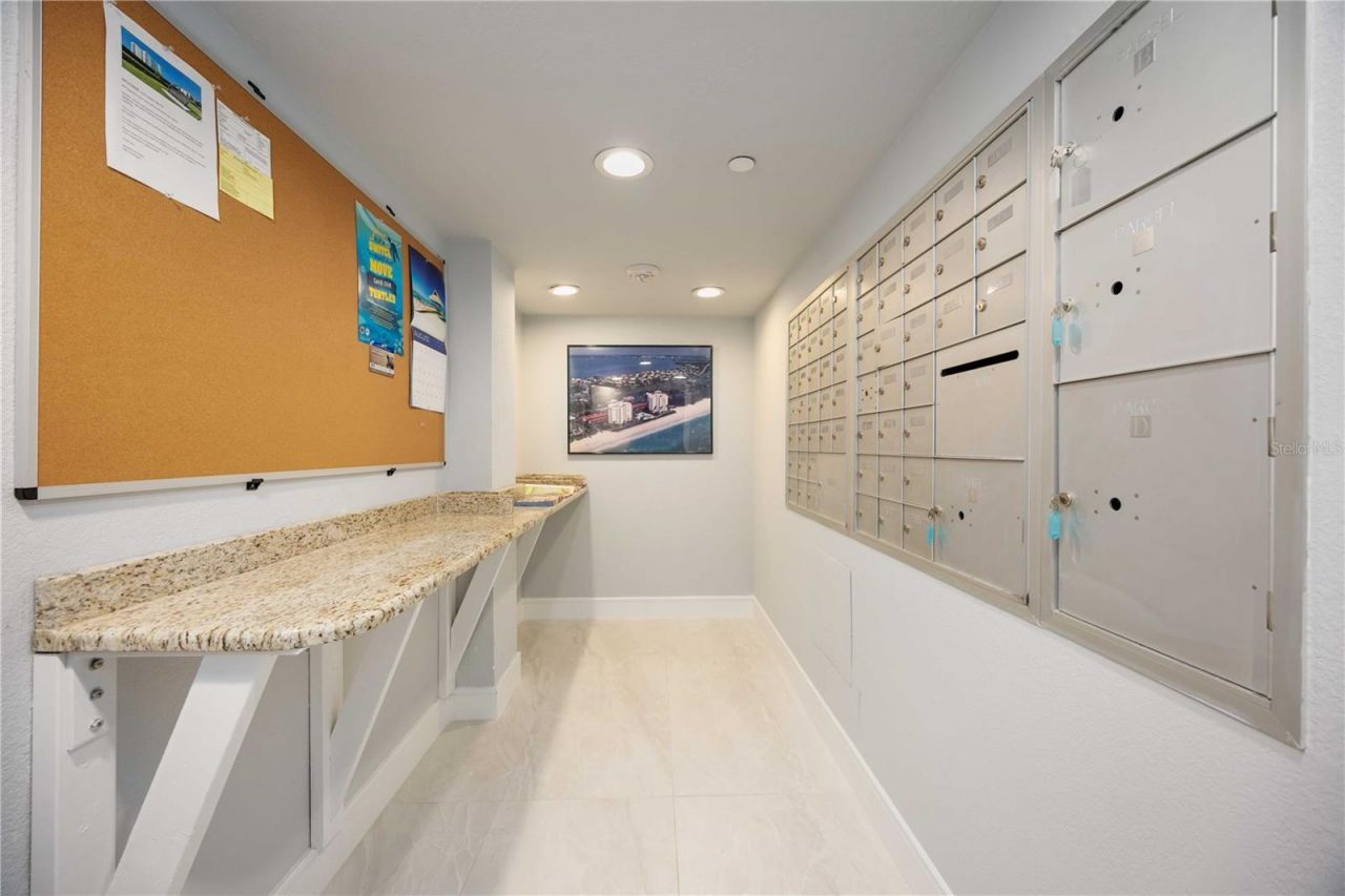 1050 Longboat Club Road, Unit 204, Longboat Key, FL 34228 Photo