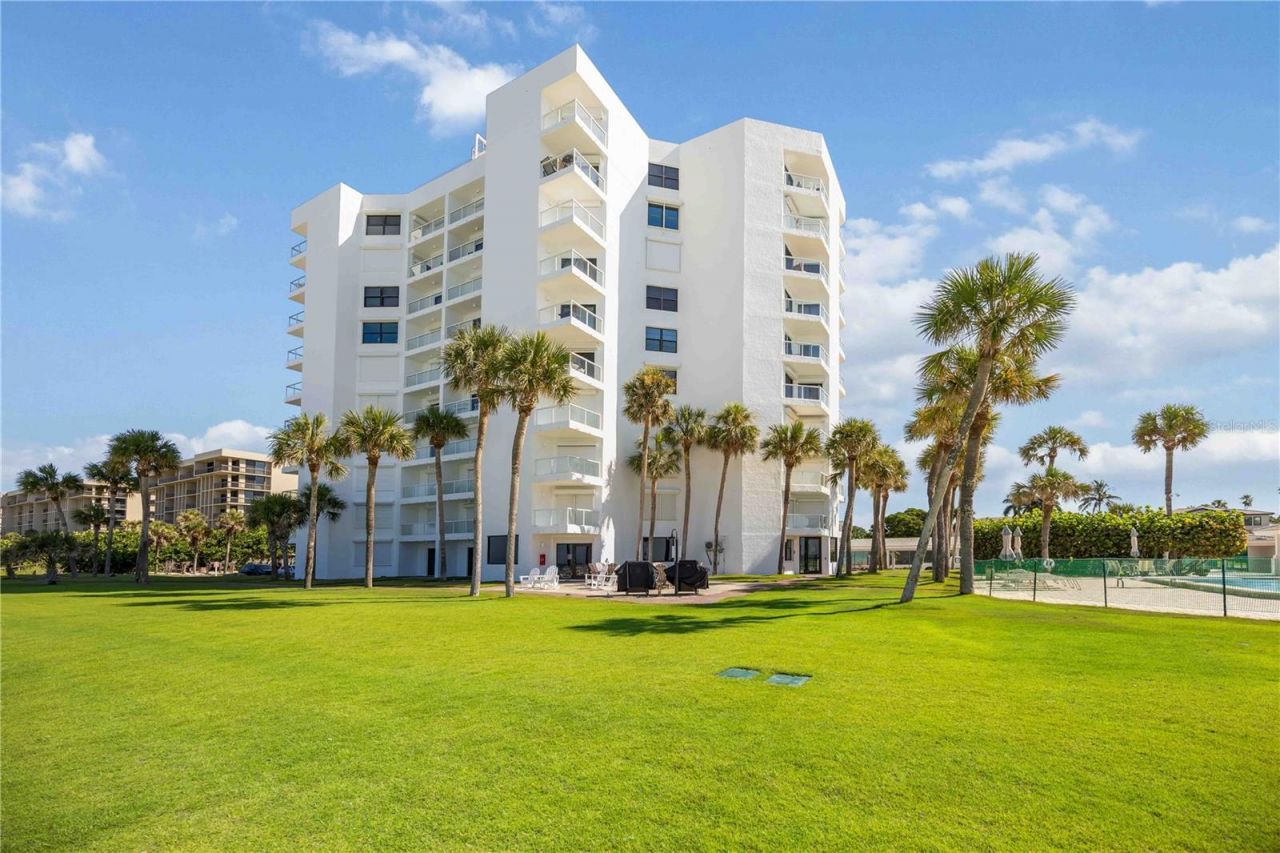 1050 Longboat Club Road, Unit 204, Longboat Key, FL 34228 Photo