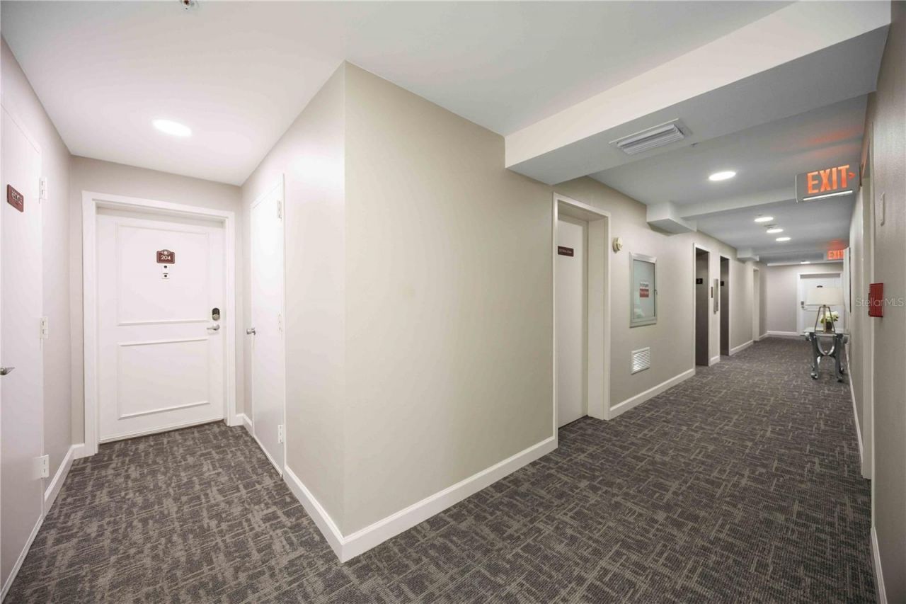 1050 Longboat Club Road, Unit 204, Longboat Key, FL 34228 Photo