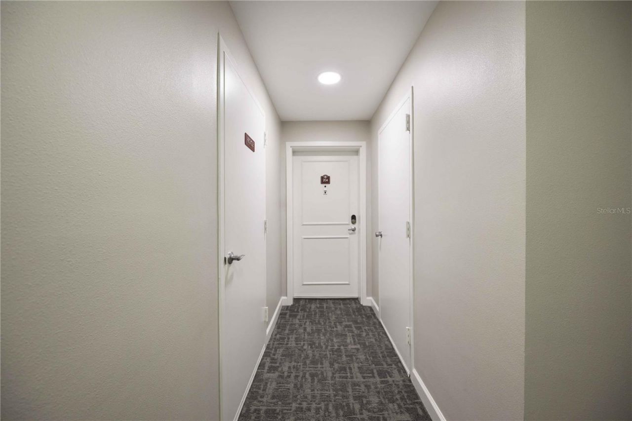 1050 Longboat Club Road, Unit 204, Longboat Key, FL 34228 Photo