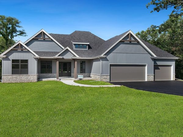 8556 Carberry Lane, ROSCOE, IL 61073