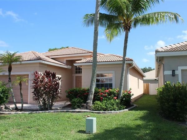 8611 Green Cay, West Palm Beach, FL 33411
