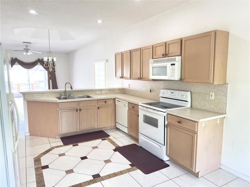 8611 Green Cay, West Palm Beach, FL 33411 Photo