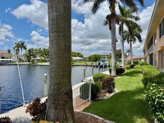 4210 SE 19th Ave, Unit 1E, Cape Coral, FL 33904 Photo