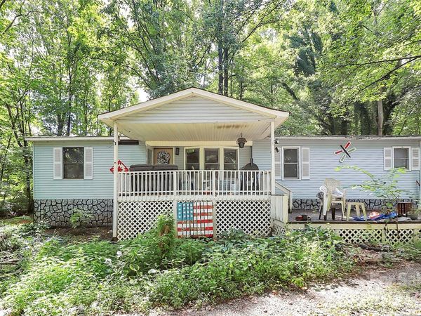 304 Deerchase Circle, Statesville, NC 28625