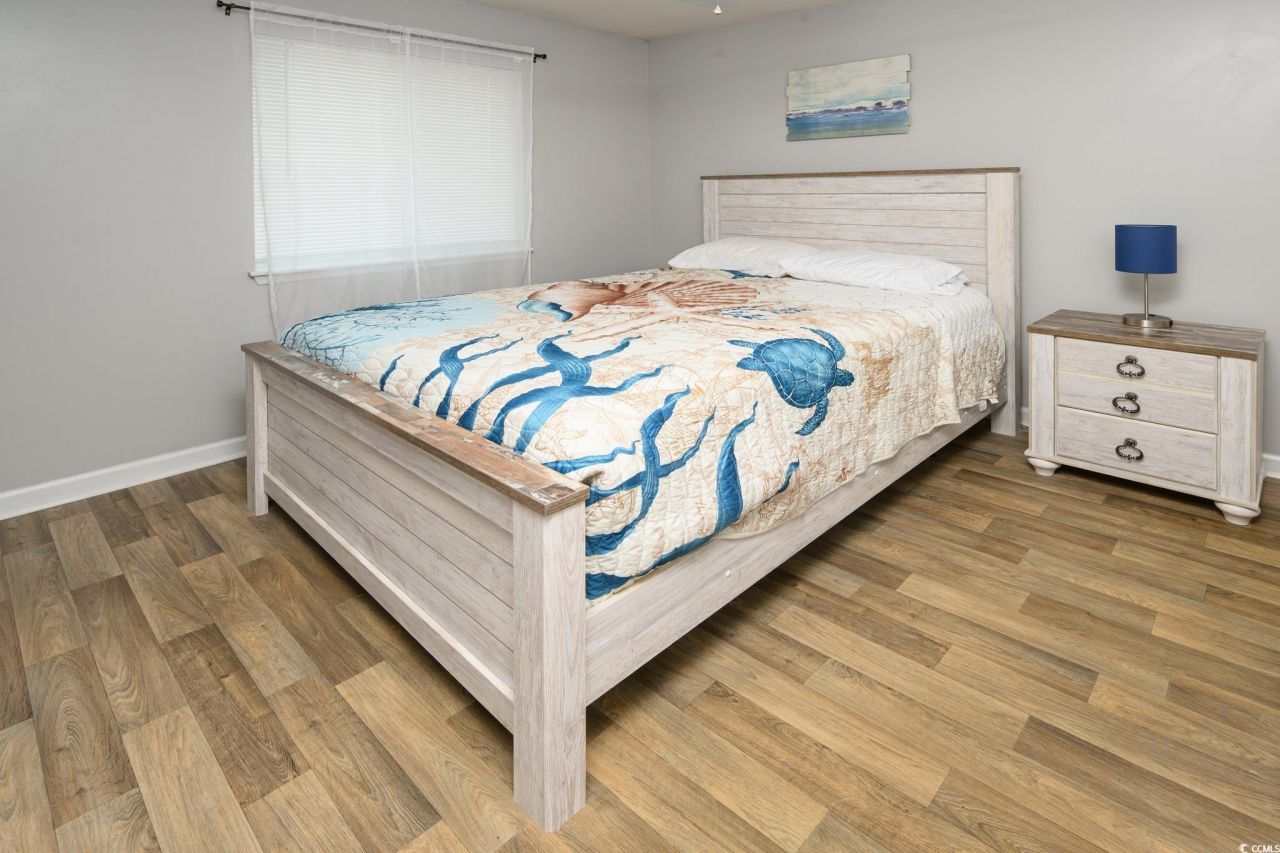 1890 Colony Dr. Photo 12