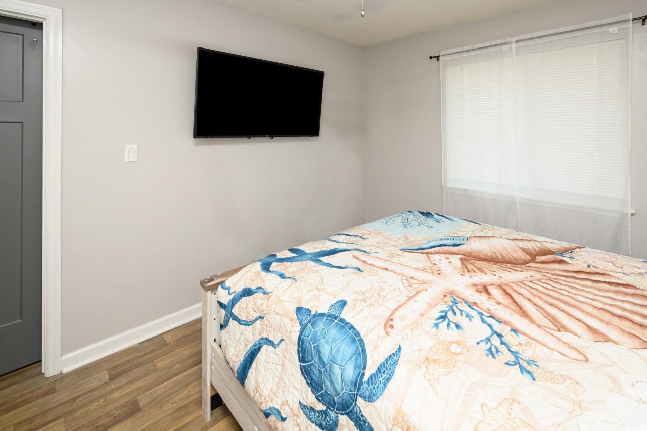 1890 Colony Dr. Photo 13