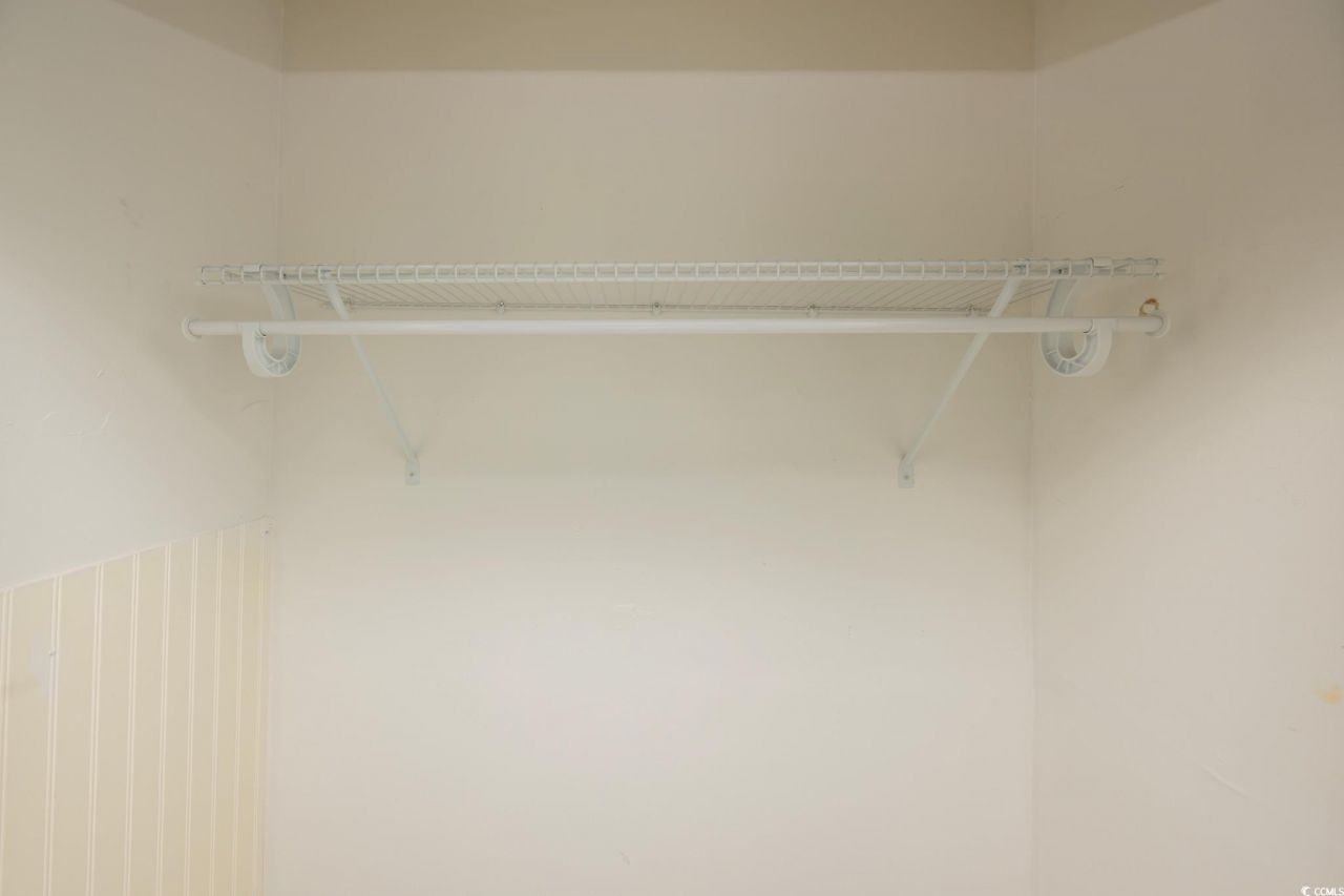 1890 Colony Dr. Photo 17