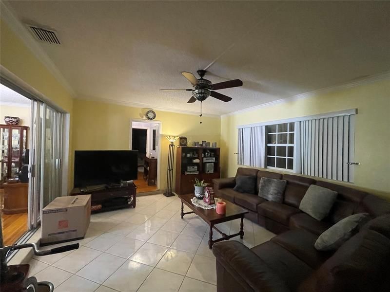 12900 NW 1st Court, Miami, FL 33168 Photo