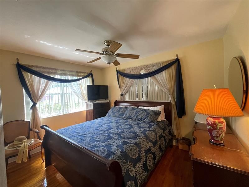 12900 NW 1st Court, Miami, FL 33168 Photo