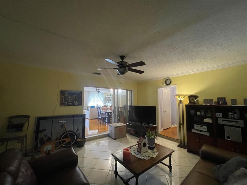 12900 NW 1st Court, Miami, FL 33168 Photo