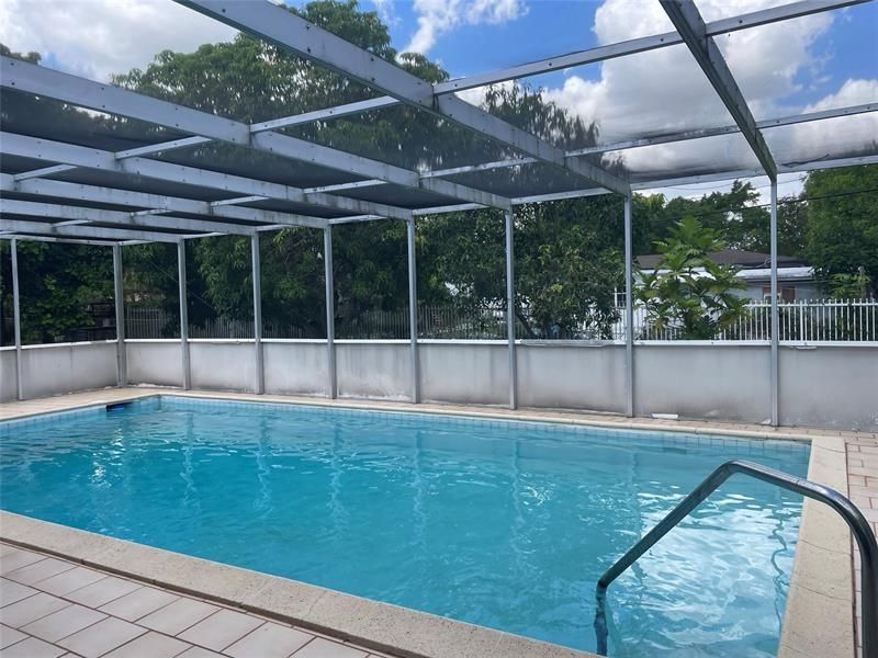 12900 NW 1st Court, Miami, FL 33168 Photo