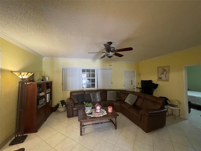 12900 NW 1st Court, Miami, FL 33168 Photo
