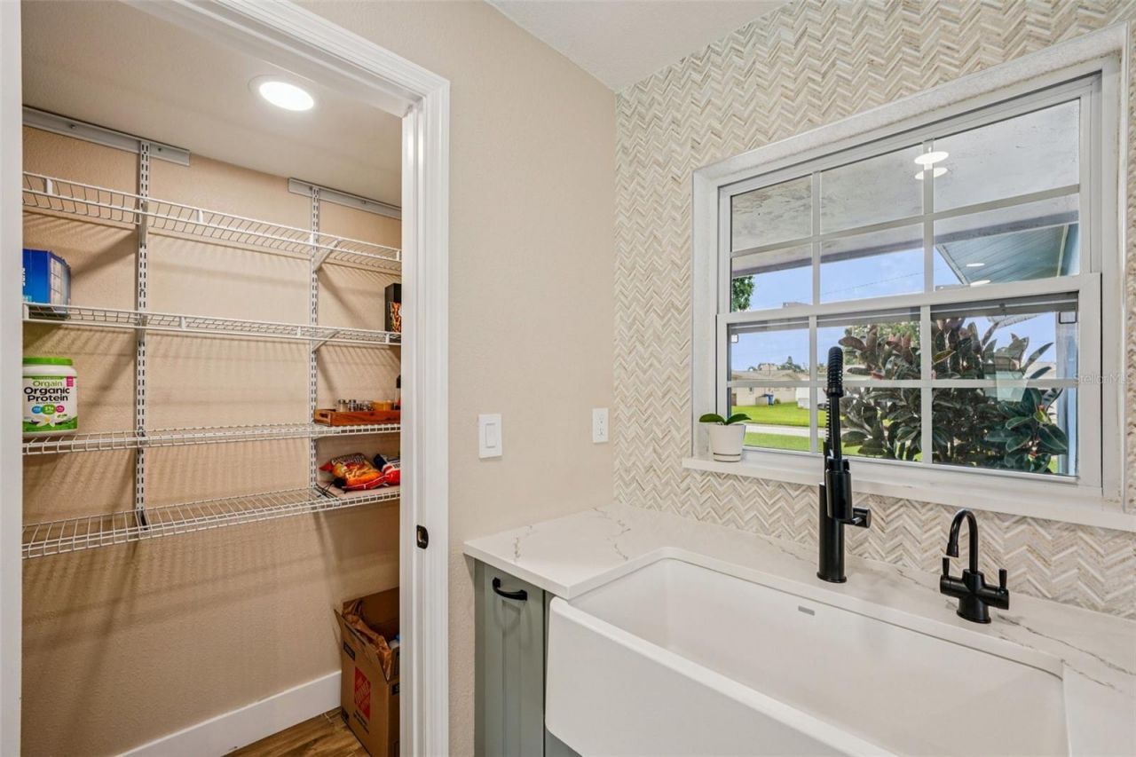 6655 12th Terrace N, Saint Petersburg, FL 33710 Photo