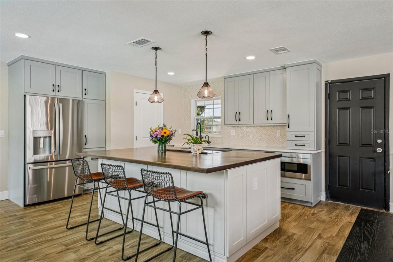 6655 12th Terrace N, Saint Petersburg, FL 33710 Photo