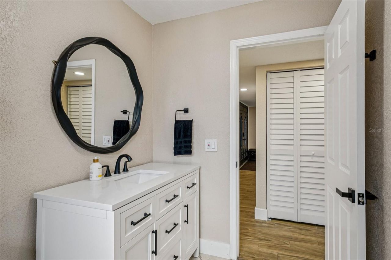 6655 12th Terrace N, Saint Petersburg, FL 33710 Photo