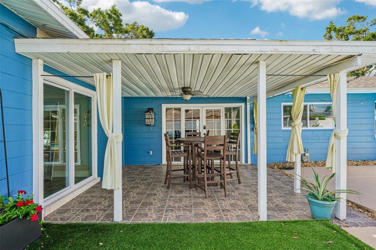 6655 12th Terrace N, Saint Petersburg, FL 33710 Photo