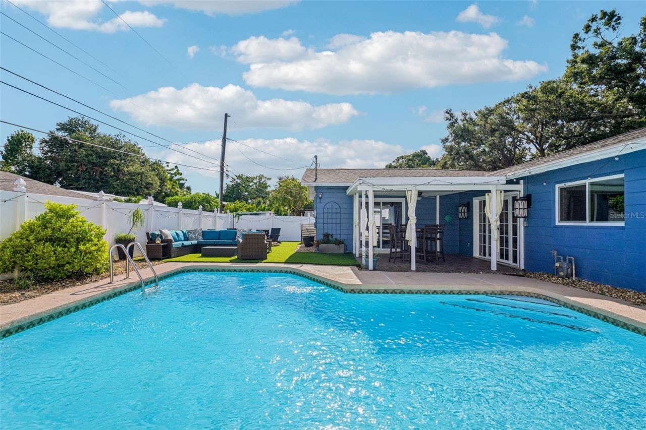 6655 12th Terrace N, Saint Petersburg, FL 33710 Photo