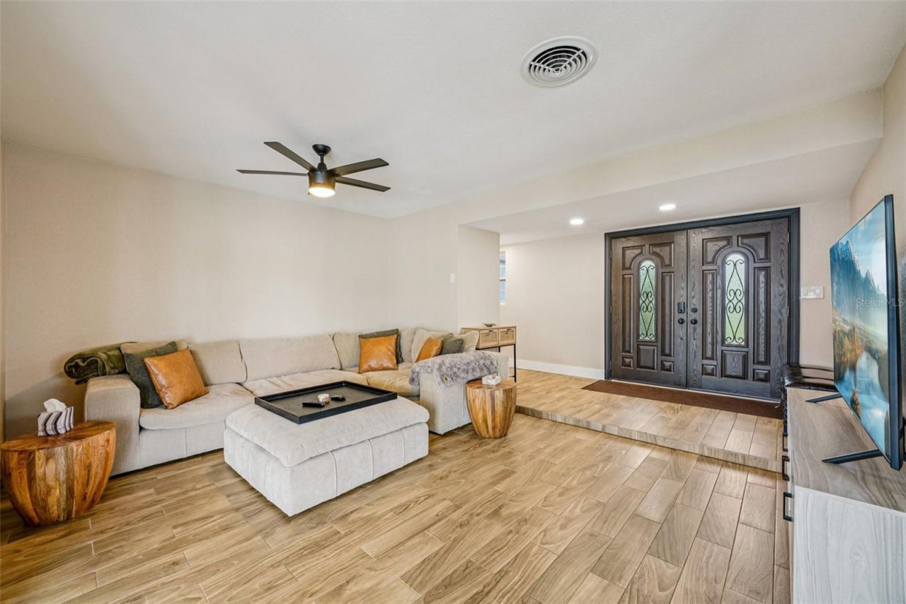 6655 12th Terrace N, Saint Petersburg, FL 33710 Photo