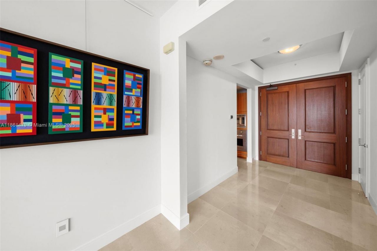 1425 Brickell Ave, Unit 48D, Miami, FL 33131 Photo