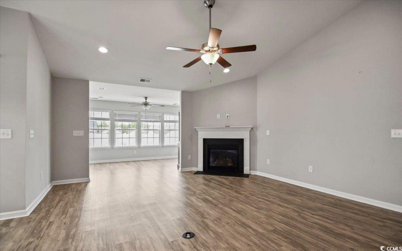 3720 Park Pointe Ave. Photo 8