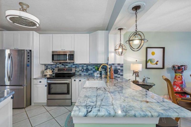 16550 Gulf Boulevard, Unit 545, North Redington Beach, FL 33708 Photo
