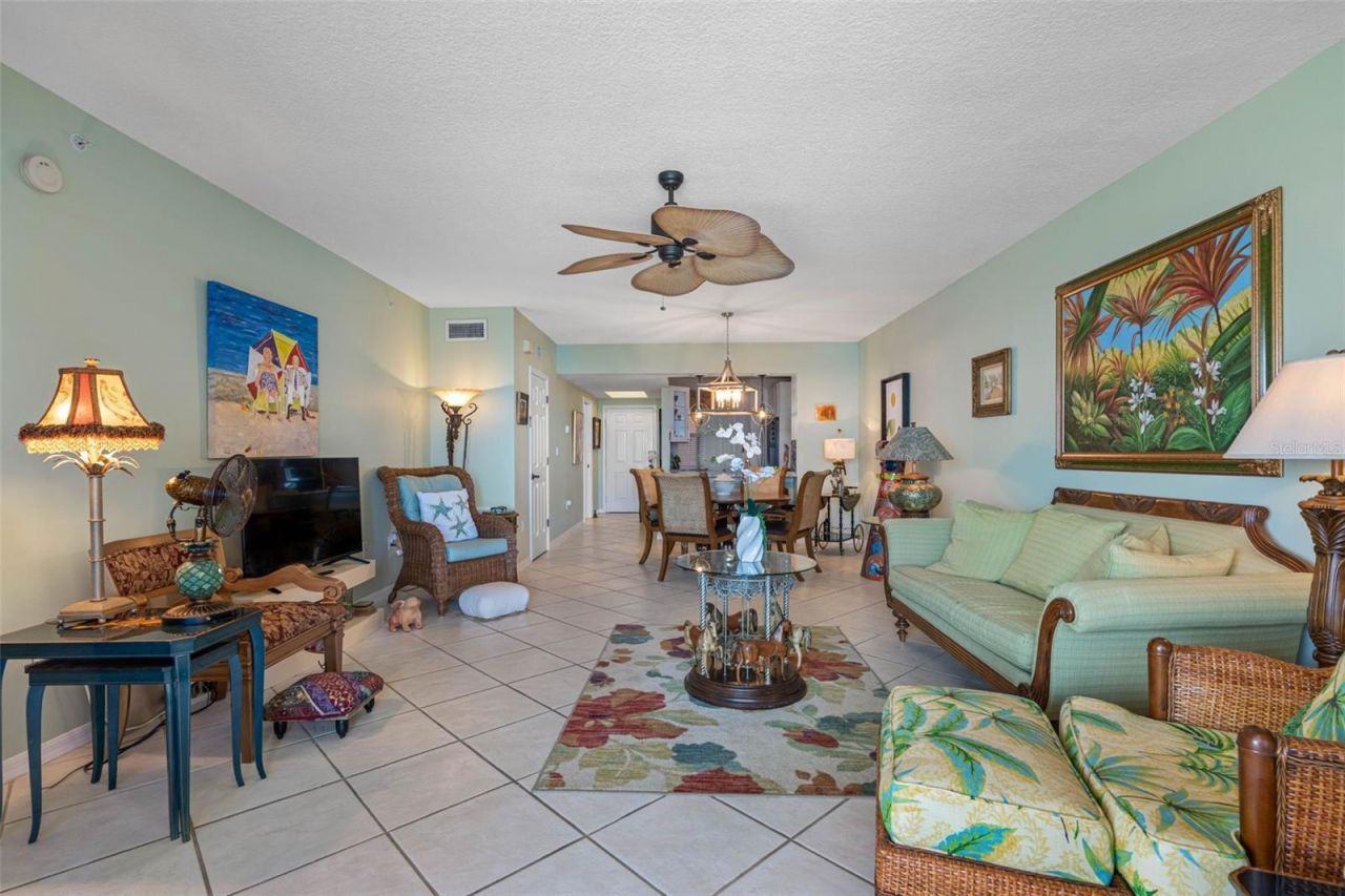 16550 Gulf Boulevard, Unit 545, North Redington Beach, FL 33708 Photo