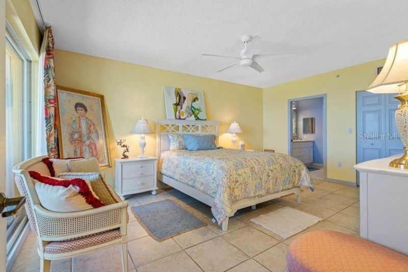 16550 Gulf Boulevard, Unit 545, North Redington Beach, FL 33708 Photo