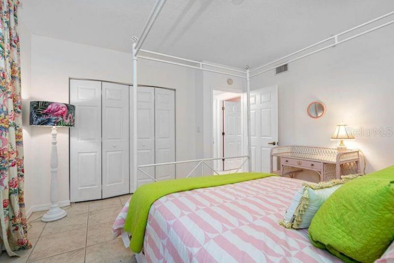 16550 Gulf Boulevard, Unit 545, North Redington Beach, FL 33708 Photo