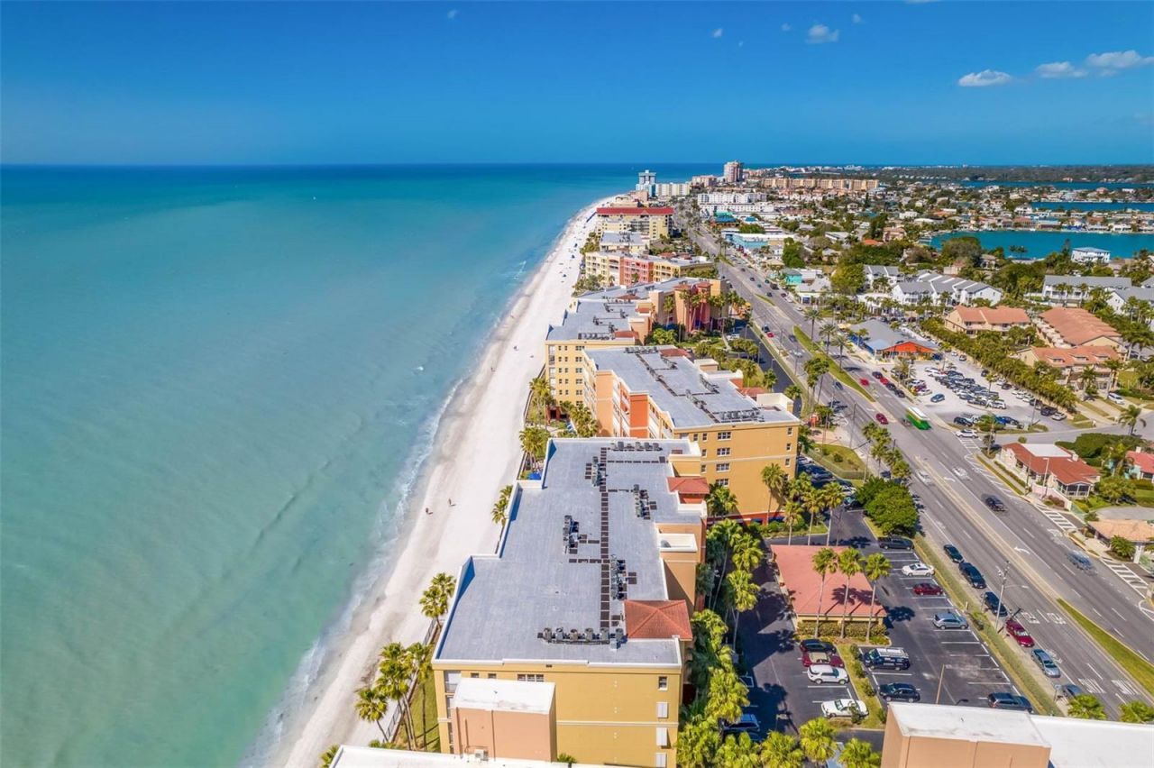 16550 Gulf Boulevard, Unit 545, North Redington Beach, FL 33708 Photo