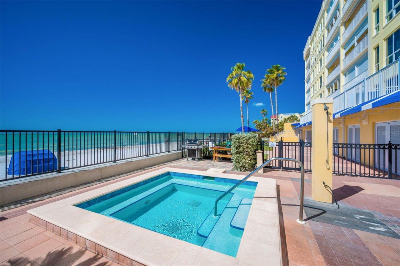 16550 Gulf Boulevard, Unit 545, North Redington Beach, FL 33708 Photo