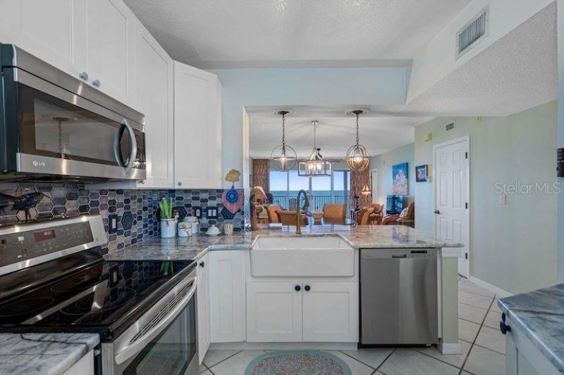 16550 Gulf Boulevard, Unit 545, North Redington Beach, FL 33708 Photo