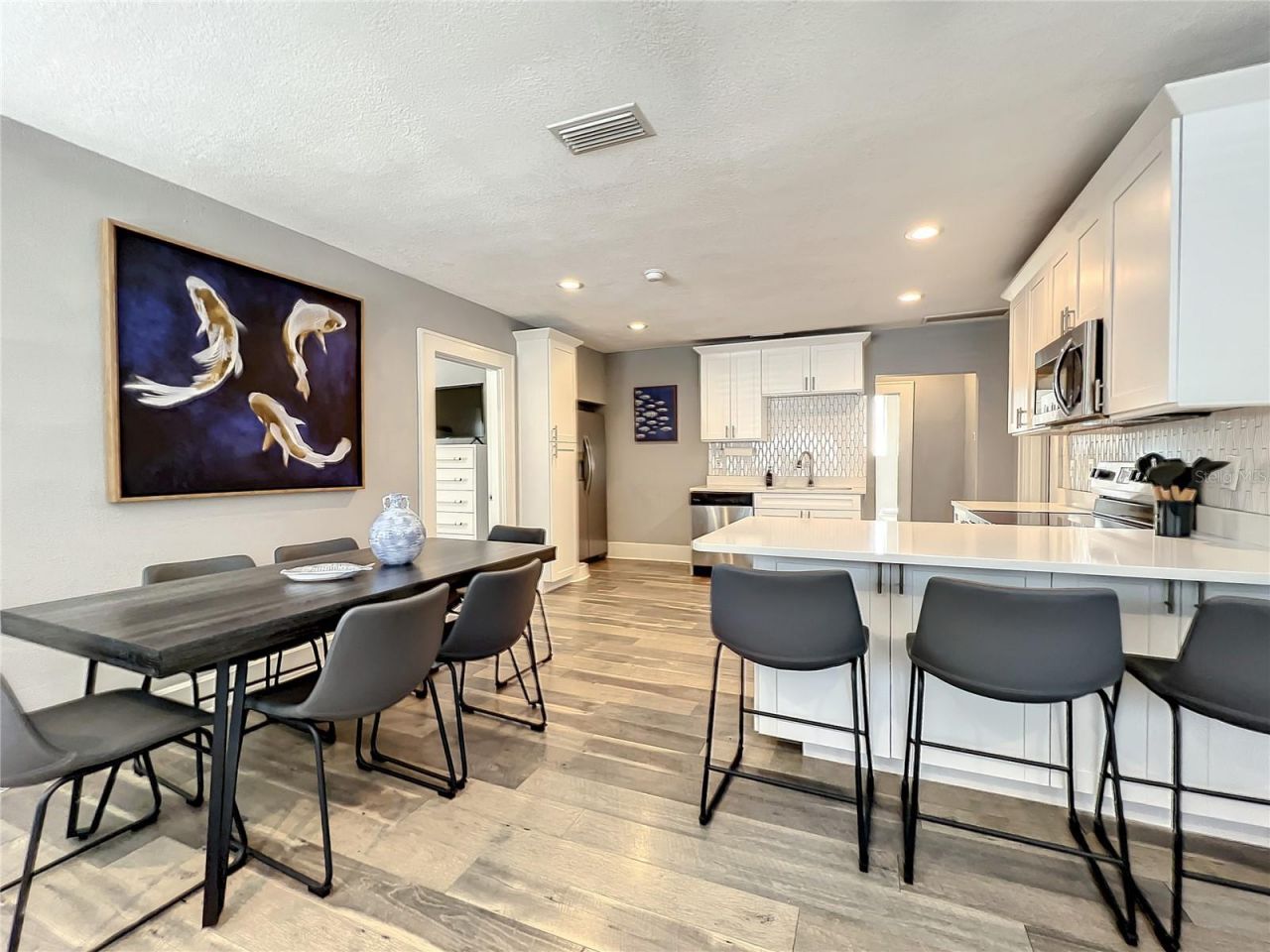 1137 Highland Street S, Saint Petersburg, FL 33701 Photo