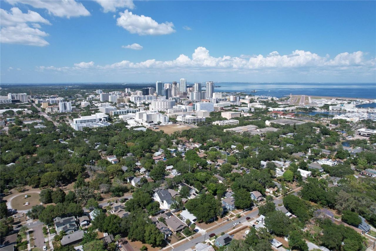 1137 Highland Street S, Saint Petersburg, FL 33701 Photo