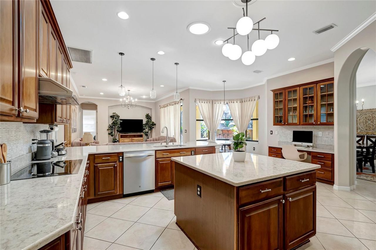 9317 Lisbon Street, Seffner, FL 33584 Photo