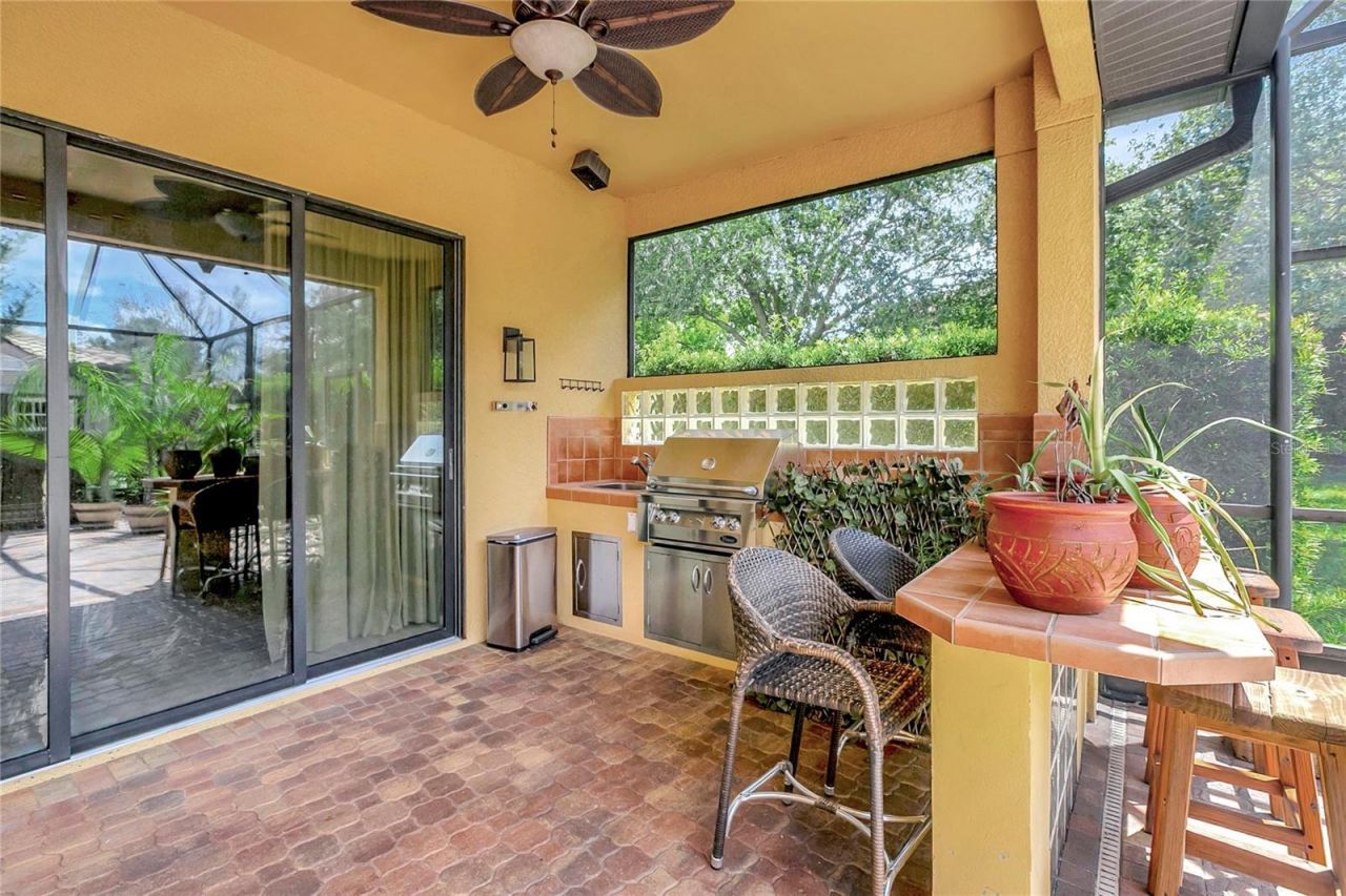 9317 Lisbon Street, Seffner, FL 33584 Photo