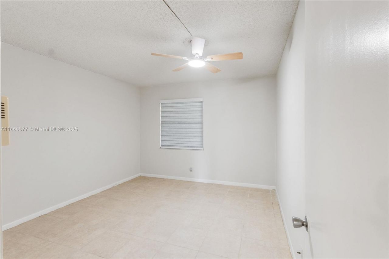 251 SW 132 Way, Unit 114H, Pembroke Pines, FL 33027 Photo