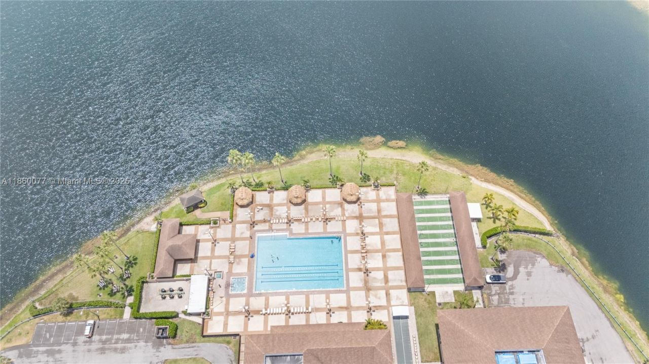 251 SW 132 Way, Unit 114H, Pembroke Pines, FL 33027 Photo