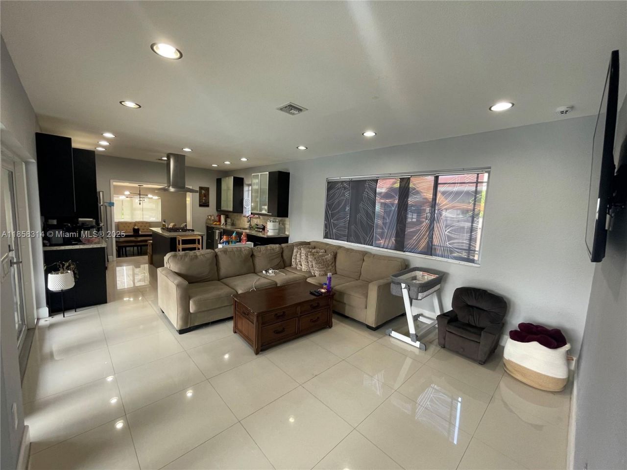 801 Oriole Ave, Miami Springs, FL 33166 Photo