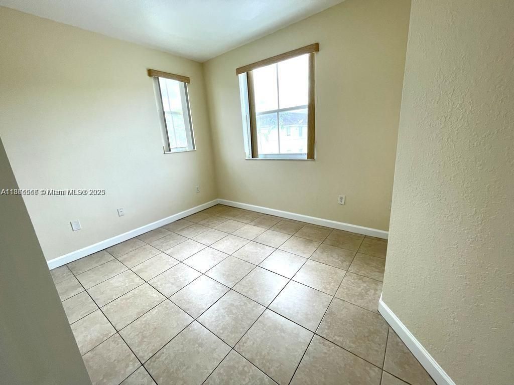 1660 SE 29th St, Unit 200, Homestead, FL 33035 Photo