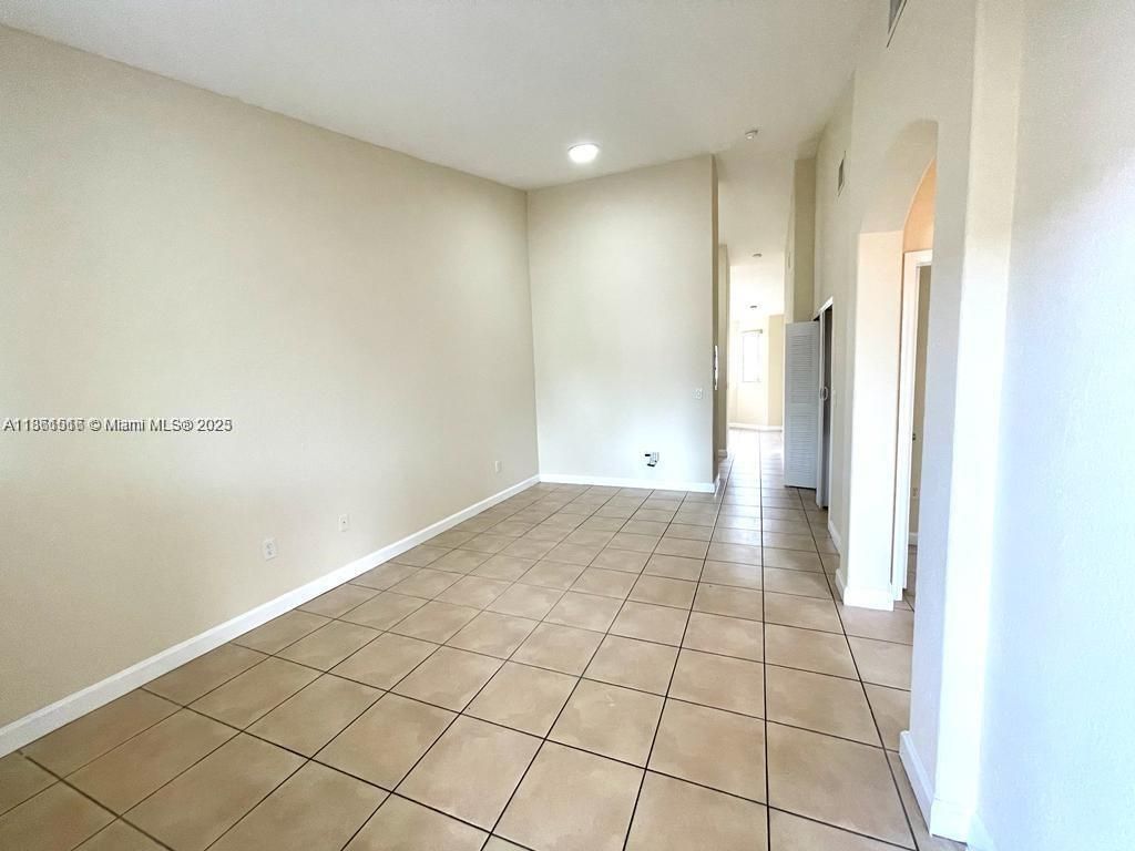 1660 SE 29th St, Unit 200, Homestead, FL 33035 Photo