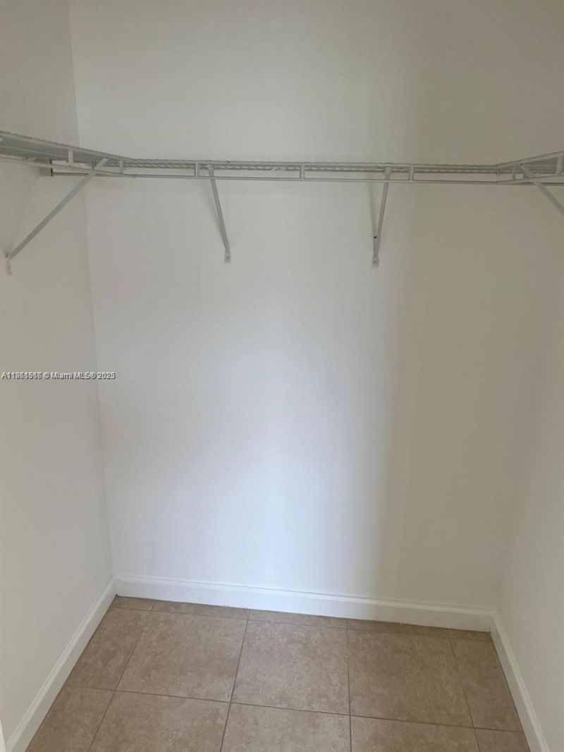 1660 SE 29th St, Unit 200, Homestead, FL 33035 Photo